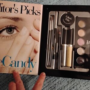 EDITOR'S PICKS EYE CANDY MAKEUP KIT